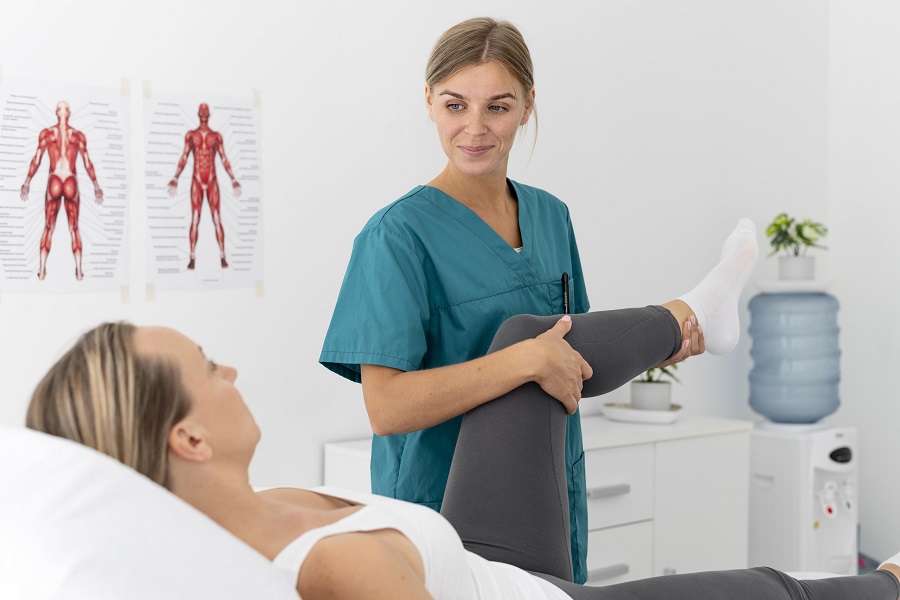DIPLOMA OF PHYSIOTHERAPY AND REHABILITATION SPECIALIST
